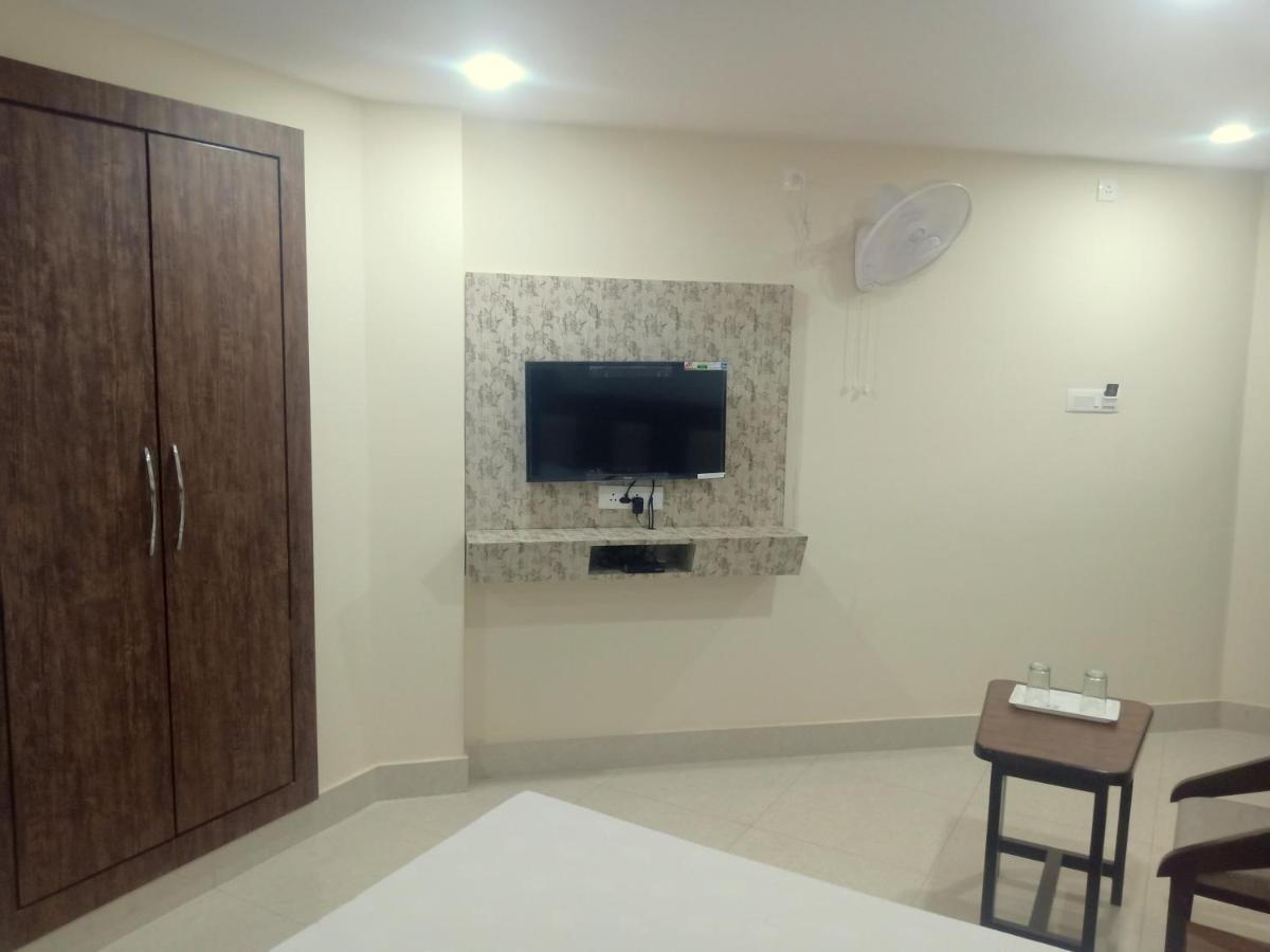 Hotel Shri Gourav Bikaner Esterno foto