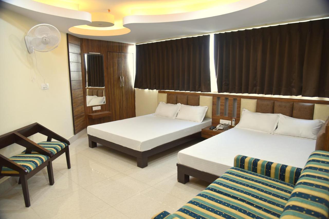 Hotel Shri Gourav Bikaner Esterno foto