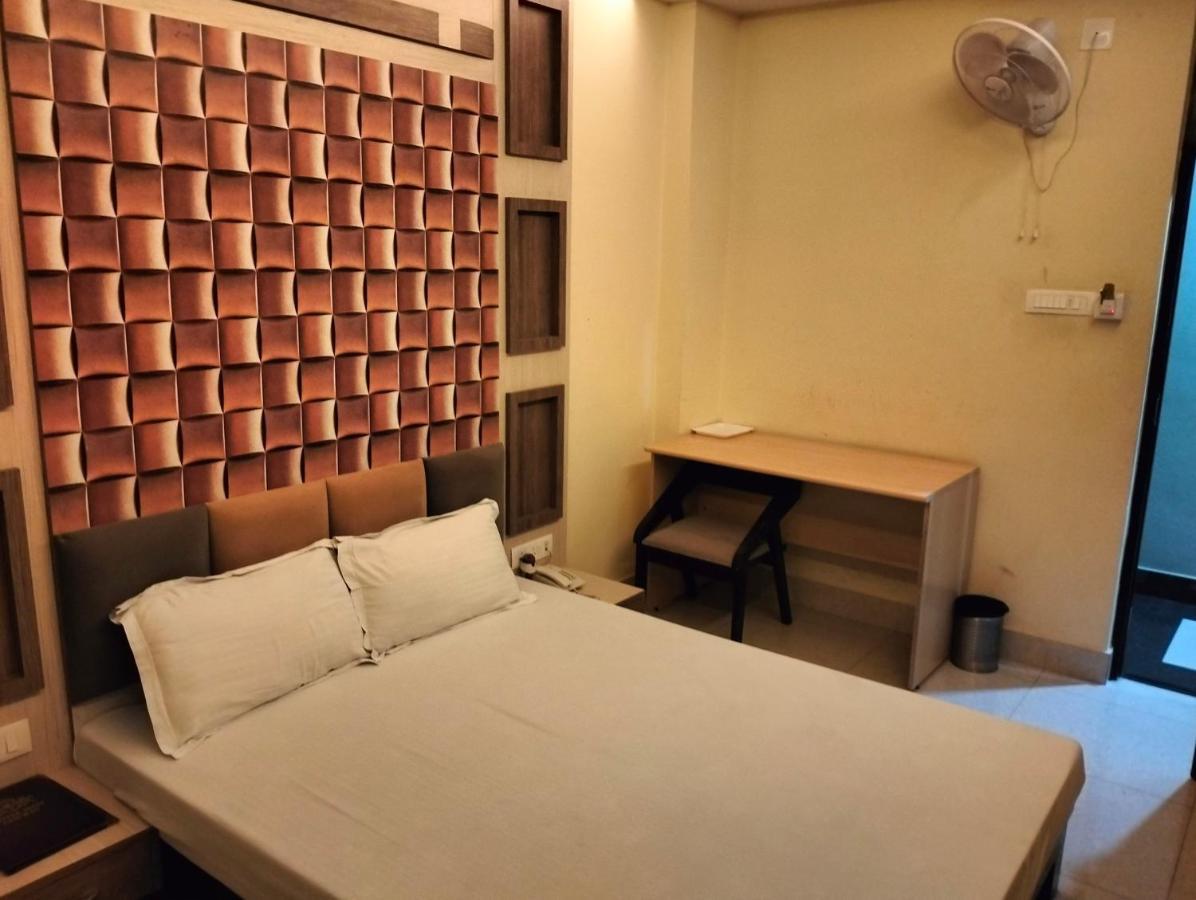 Hotel Shri Gourav Bikaner Esterno foto