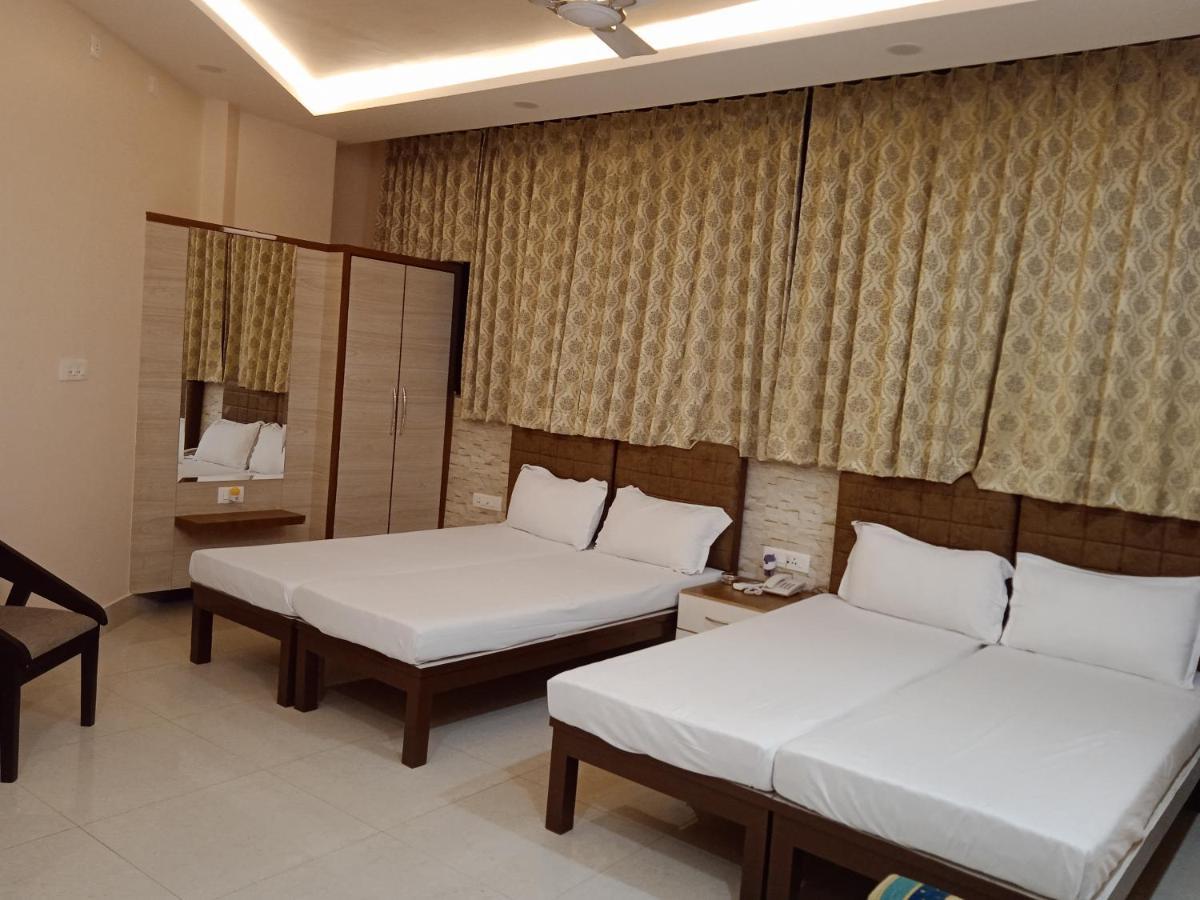 Hotel Shri Gourav Bikaner Esterno foto